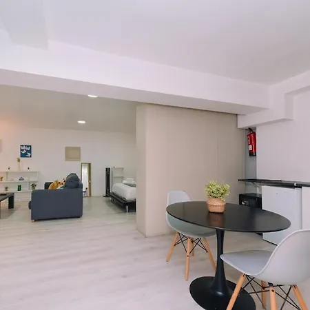 Apartment Acogedor Junto Al Puerto De By *